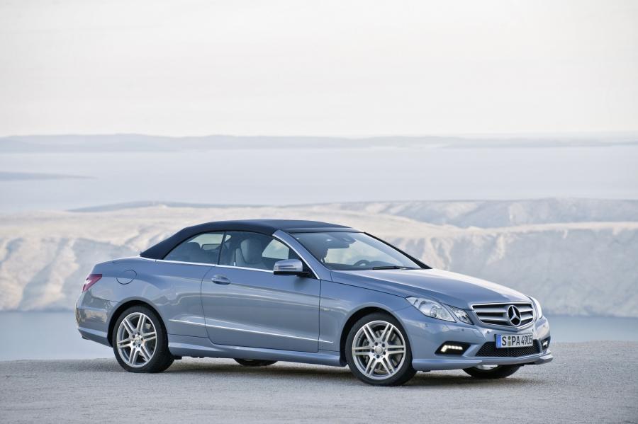  Mercedes-Benz E-Class Cabriolet 2011 года  (фото 66 из 108)